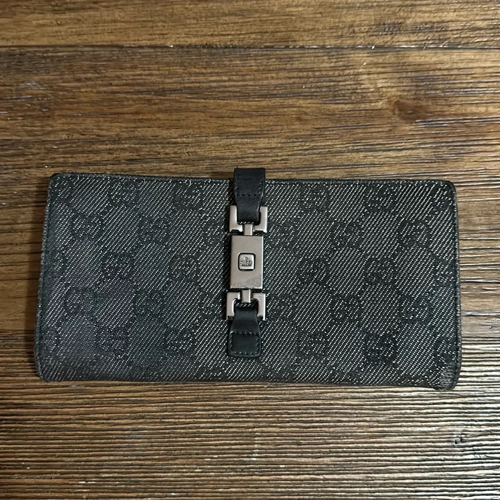Gucci black long wallet, see photos for condition - Picture 1 of 13